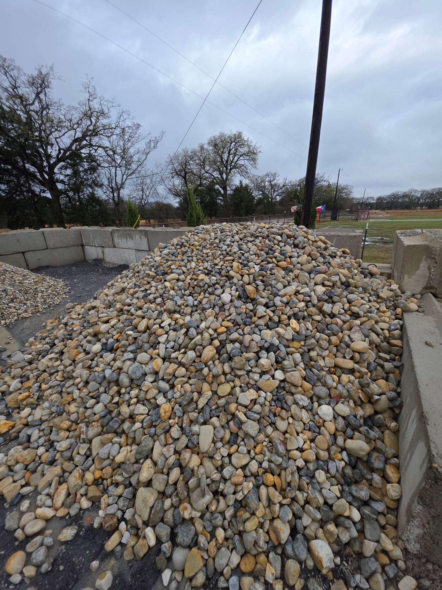 2-6" Ozark River Rock