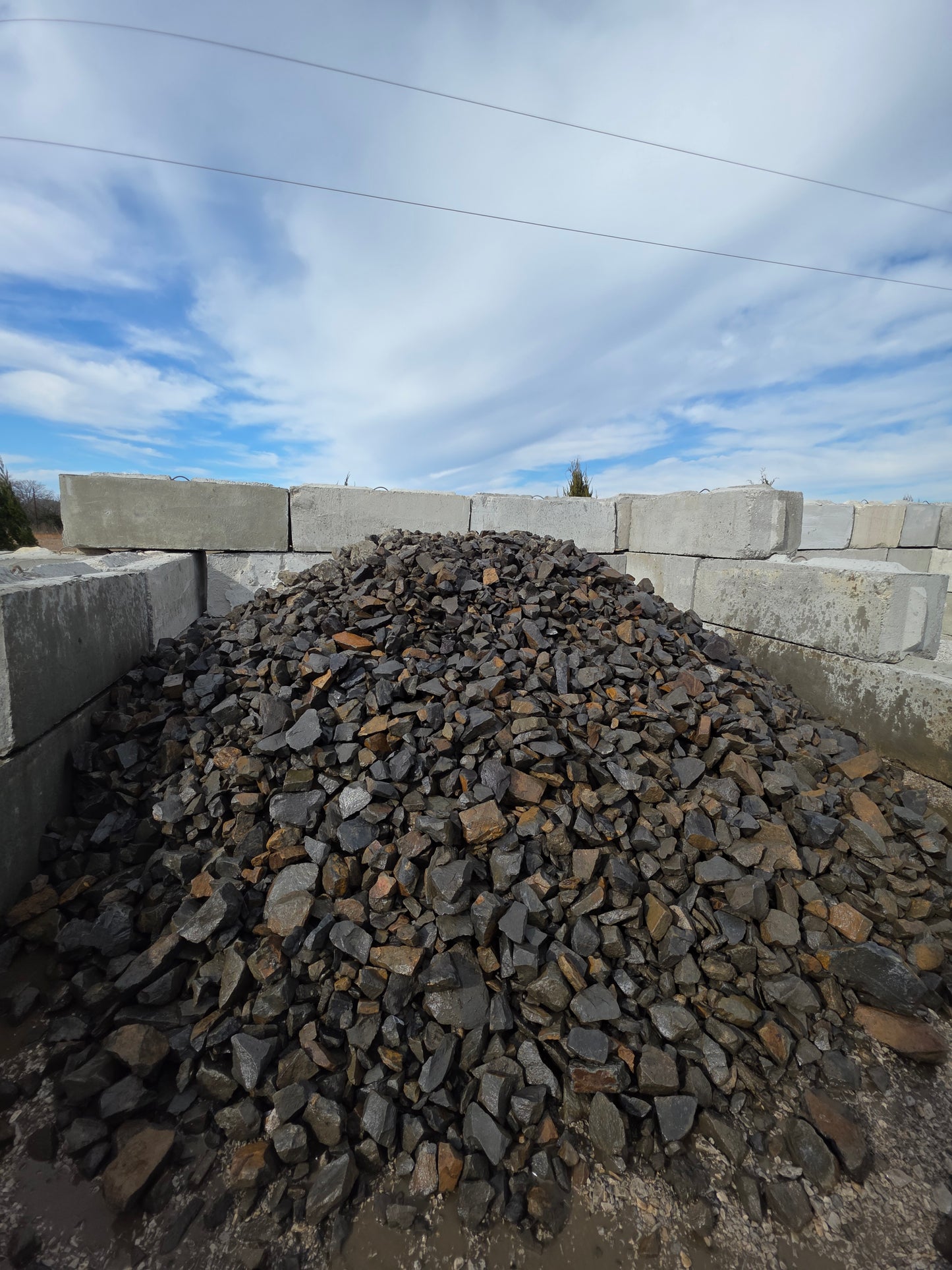 2-6"Black Mountain Gravel