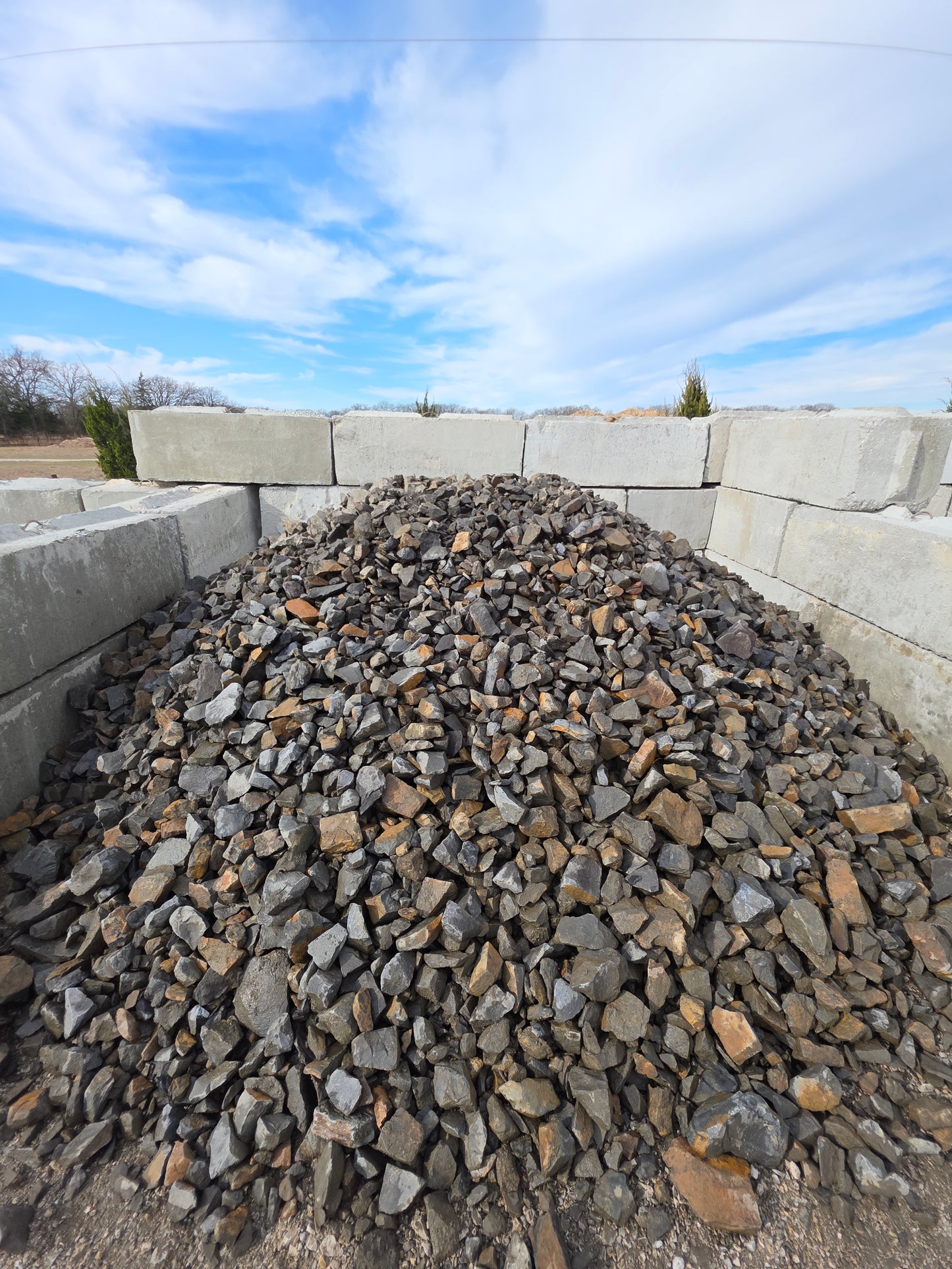 2-6"Black Mountain Gravel